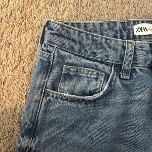 Zara Jeans